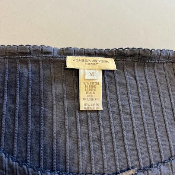 JONES New York Sport Blue scoop neck top M - Picture 3 of 6